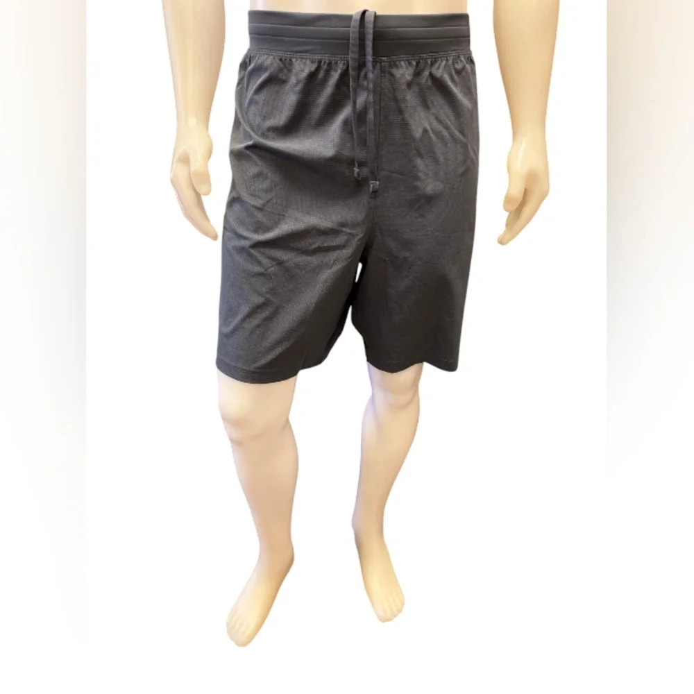 💥HOST PICK💥Under Armour NWT Shorts Grey Loose Fit Plus Size Size 5XL